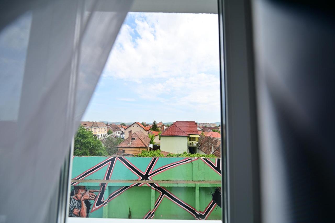 Flh - Blue And Pink Lagoon - Kogalniceanu Sibiu Buitenkant foto
